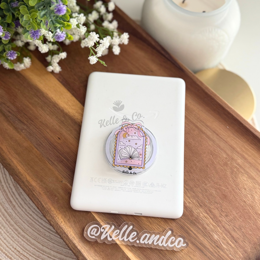 Fantasy Reader | Kindle Grip MagSafe | kindle case | books