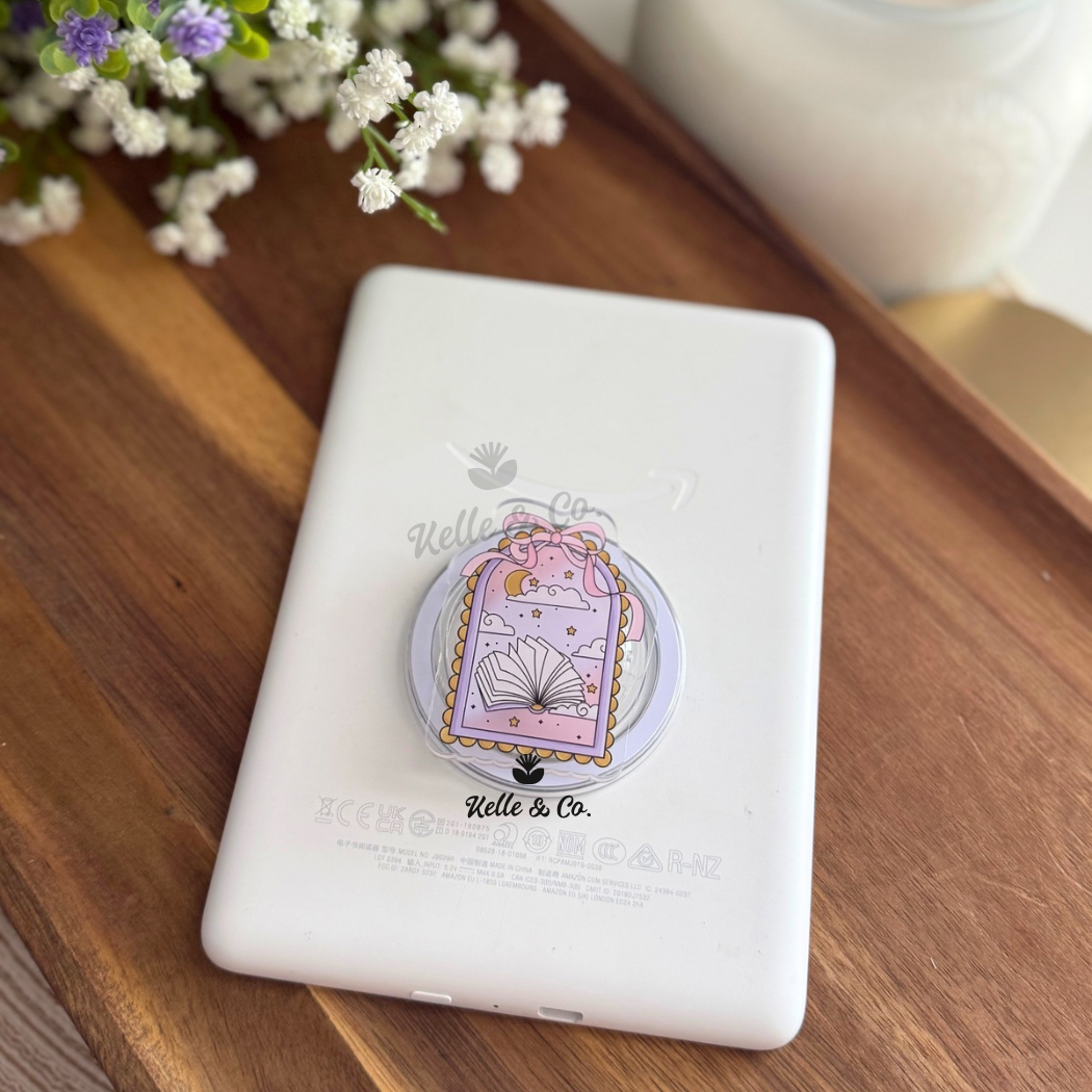 Fantasy Reader | Kindle Grip MagSafe | kindle case | books
