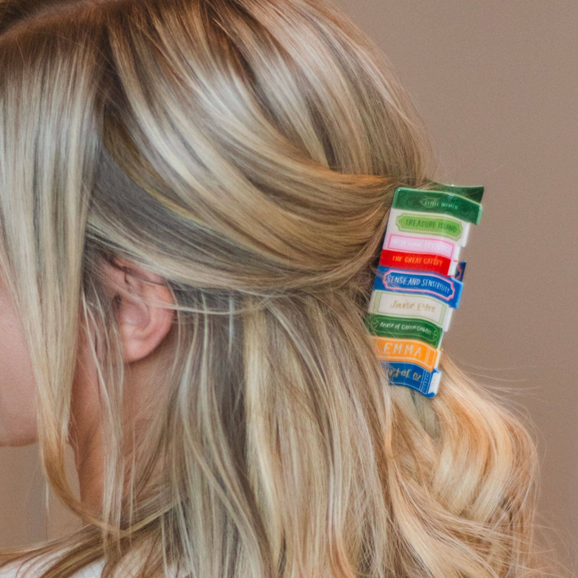 Classic Books Claw Hair Clip