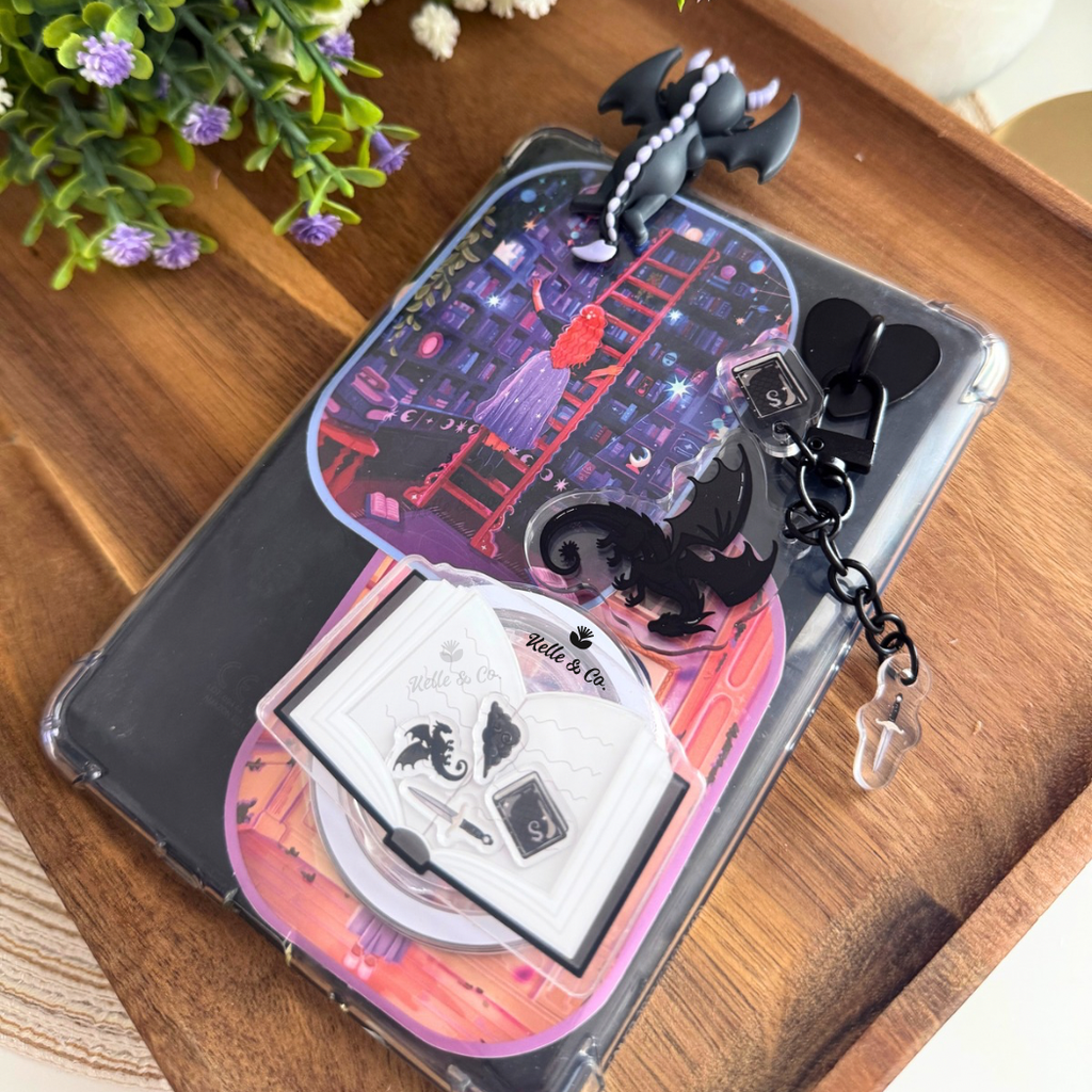 Fantasy book Shaker MagSafe Kindle Grip | Kindle case grip